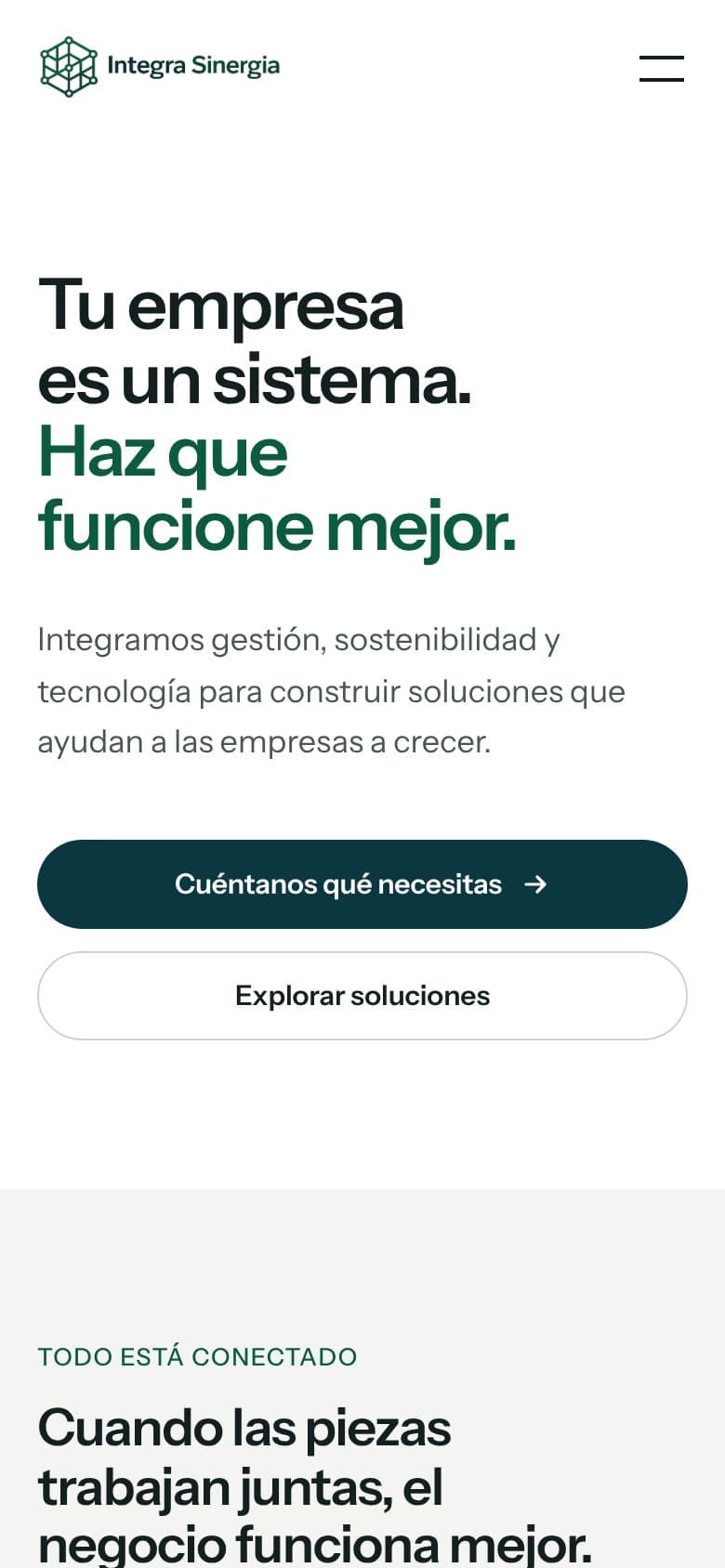 Sitio web de Integra Sinergia en un teléfono